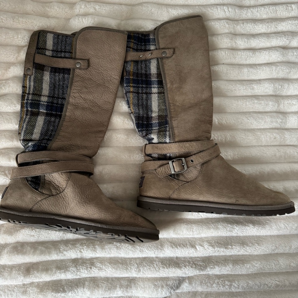 Ugg boots, size 8
